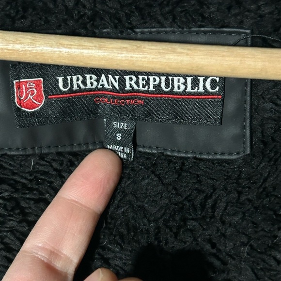 Urban Republic Sherpa Line Rain Coat with Hood and Pockets, Women’s Small - Picture 2 of 9